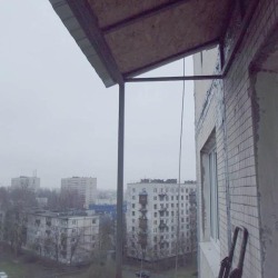 Крыша над балконами